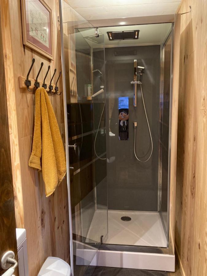 La Cour Secrete Apartment Dinan Ngoại thất bức ảnh